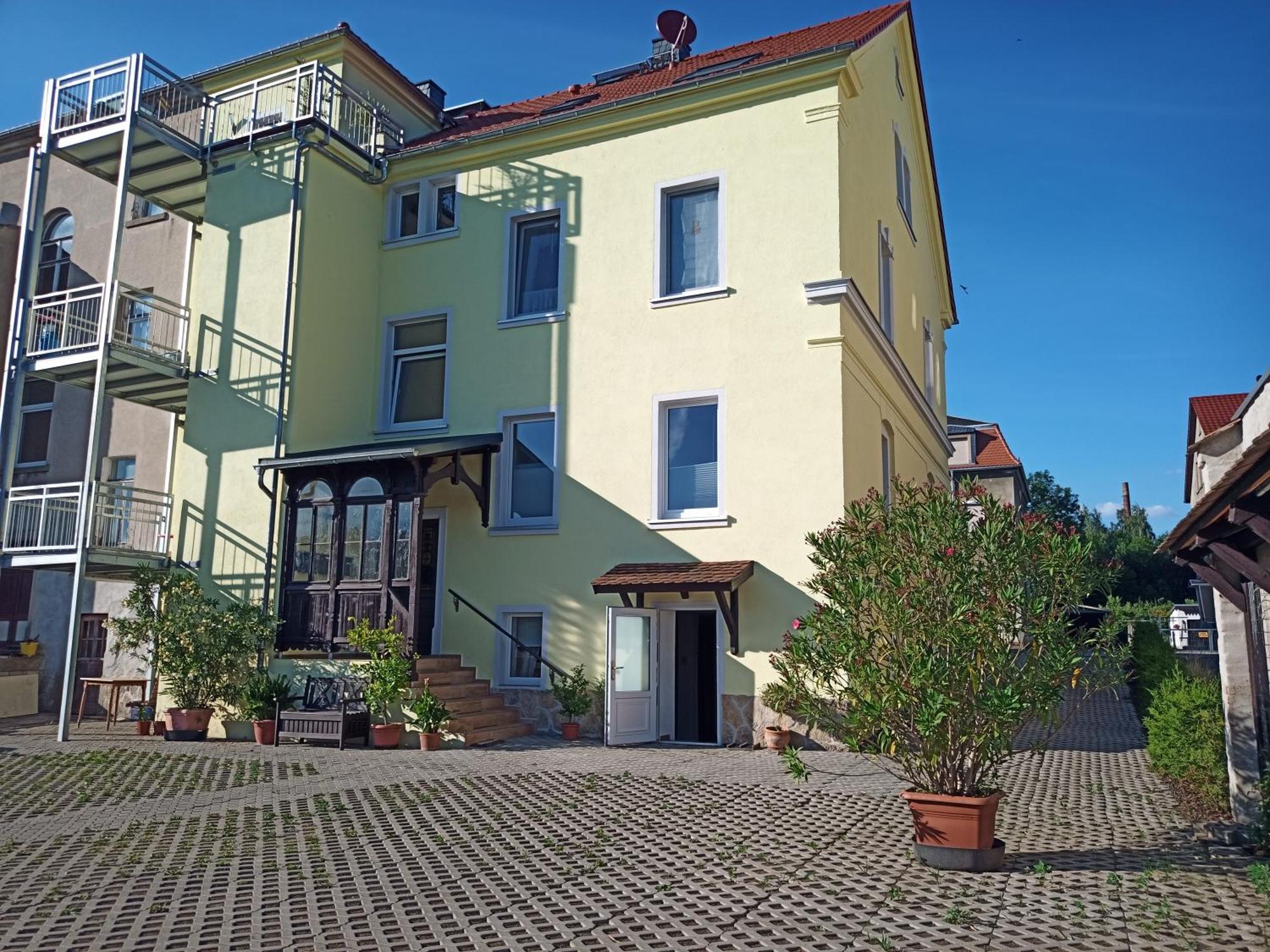 Ferienwohnung Urlaubsbasis Renate Цитау Екстериор снимка