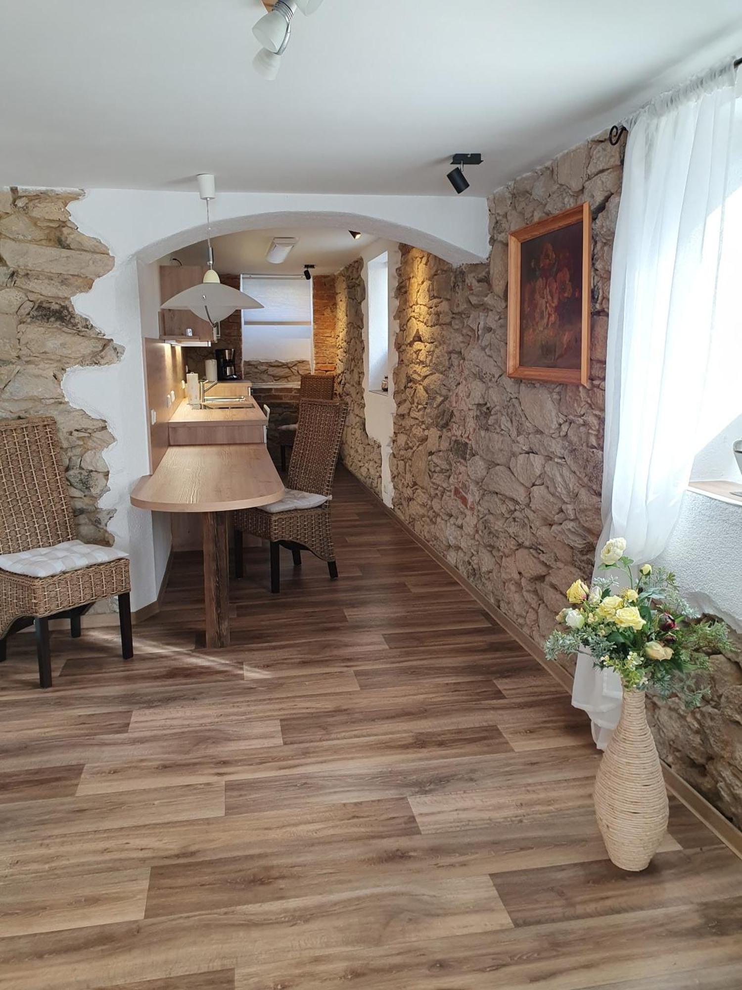 Ferienwohnung Urlaubsbasis Renate Цитау Екстериор снимка